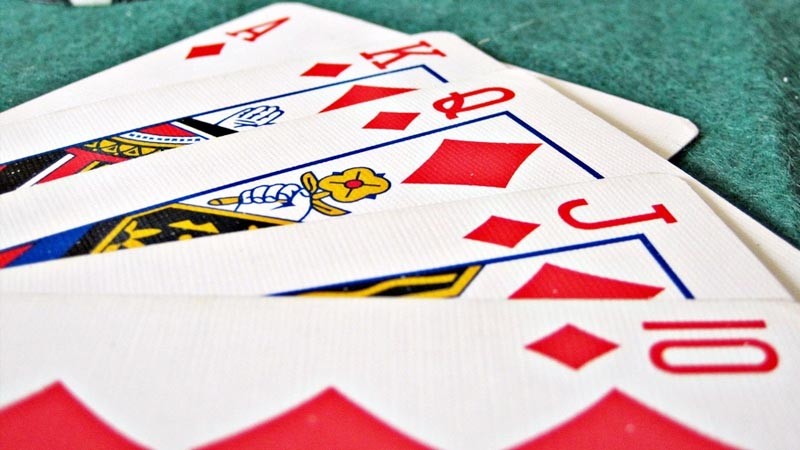 Royal Flush là gì? Bí quyết để có được Hand mạnh nhất trong Poker - wi88