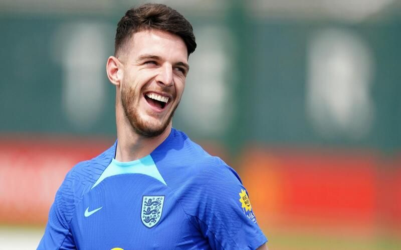 8 tiền vệ phòng ngự xuất sắc nhất châu Âu: EPL có 6 cái tên