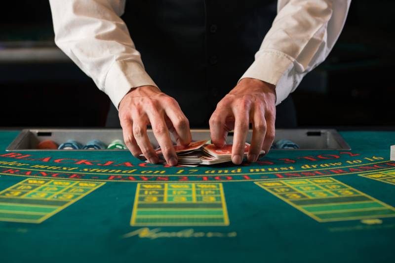 Khám Phá Luật Chơi Blackjack Và Cách Chơi Hiệu Quả